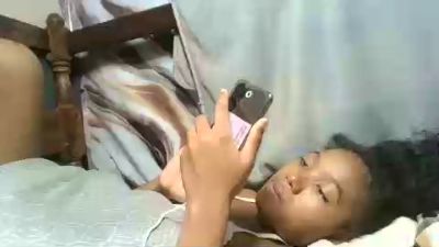 Shinah live cam on Cam4