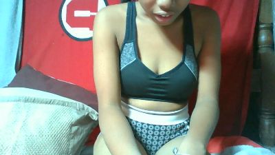 Shinah live cam on Cam4