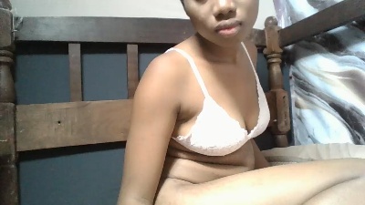 Shinah live cam on Cam4