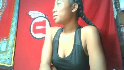 Shinah live cam on Cam4