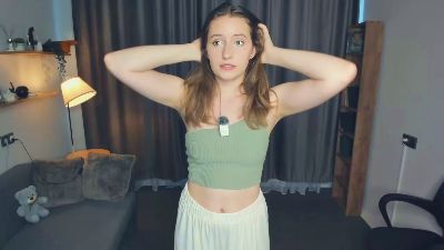 ShiraHeney live cam on Cam4