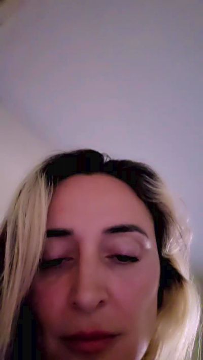 Shirlita2 live cam on Cam4