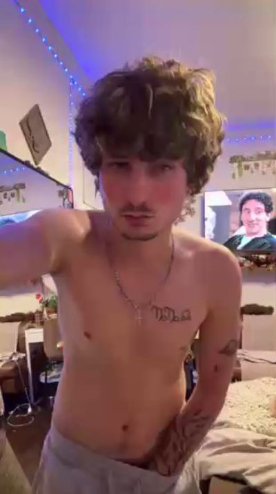 ShortTwink live cam on Cam4