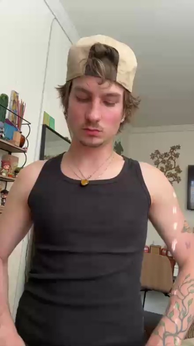 ShortTwink live cam on Cam4