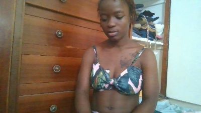 Short_swry01 live cam on Cam4