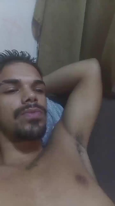 Show3249 live cam on Cam4