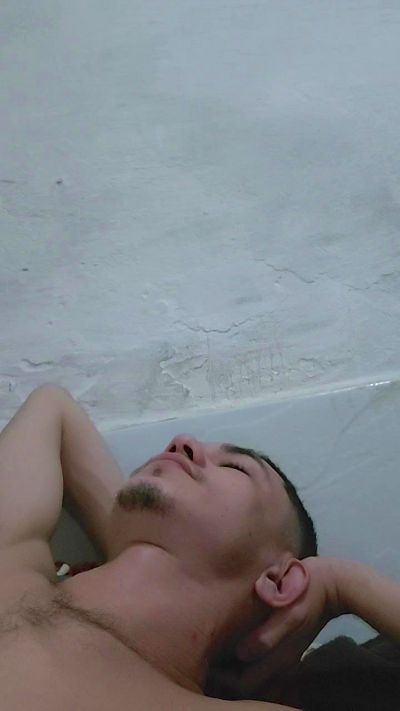 Shuelldin22 live cam on Cam4