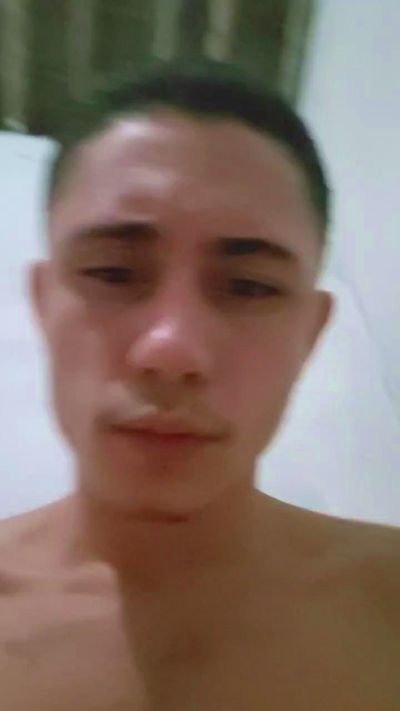 Shuelldin22 live cam on Cam4