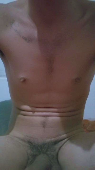 Shuelldin22 live cam on Cam4