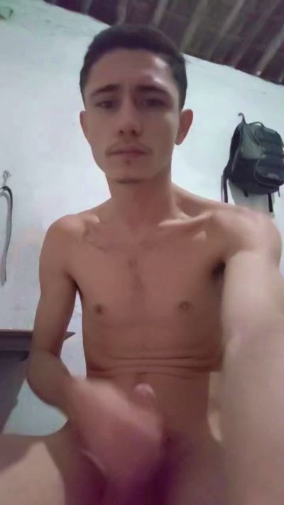 Shuelldin22 live cam on Cam4