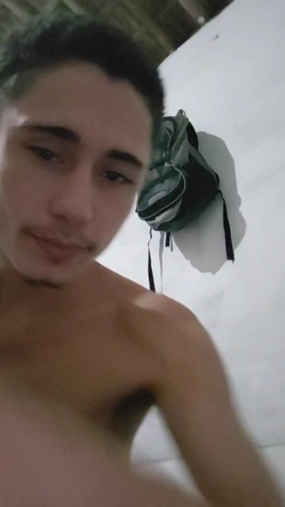 Shuelldin22 live cam on Cam4