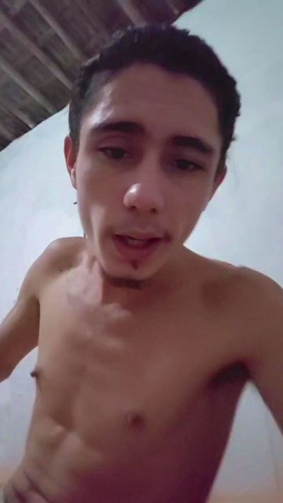 Shuelldin22 live cam on Cam4