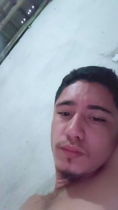 Shuelldin22 live cam on Cam4