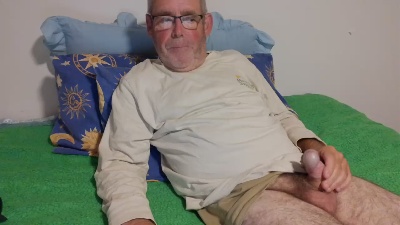 ShyTanner1961 live cam on Cam4