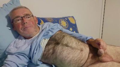 ShyTanner1961 live cam on Cam4