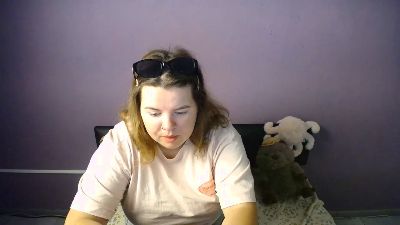 Shy_bb live cam on Cam4