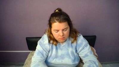 Shy_bb live cam on Cam4