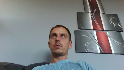 Shyboy2020 live cam on Cam4
