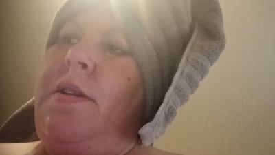 Shyredhead26 live cam on Cam4