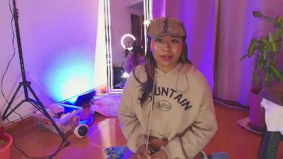 Siara_bonny live cam on Cam4