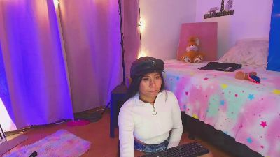 Siara_bonny live cam on Cam4