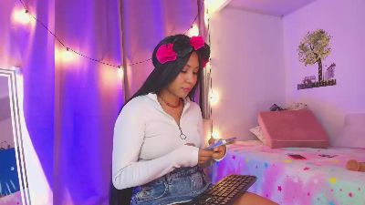 Siara_bonny live cam on Cam4