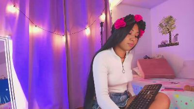Siara_bonny live cam on Cam4