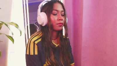 Siara_bonny live cam on Cam4