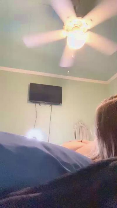SierraSplash live cam on Cam4