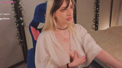 Silknsin live cam on Cam4
