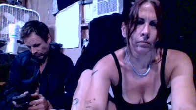 Sillyrabbitz2 live cam on Cam4