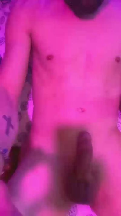 SillywillieBB88 live cam on Cam4