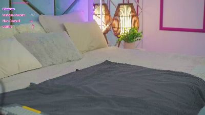 SilverrMoon live cam on Cam4