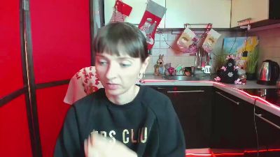 SilviaKor live cam on Cam4