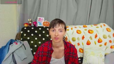 SilviaKor live cam on Cam4