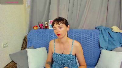 SilviaKor live cam on Cam4