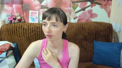 SilviaKor live cam on Cam4