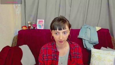 SilviaKor live cam on Cam4