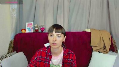 SilviaKor live cam on Cam4