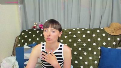 SilviaKor live cam on Cam4