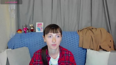 SilviaKor live cam on Cam4