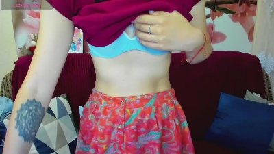 SilviaKor live cam on Cam4