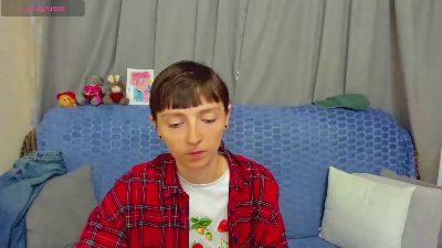 SilviaKor live cam on Cam4