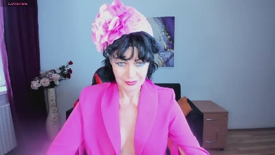 Silvia_Wallec live cam on Cam4