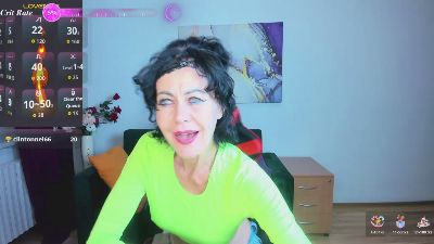 Silvia_Wallec live cam on Cam4
