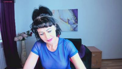 Silvia_Wallec live cam on Cam4