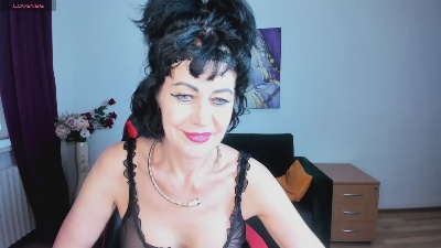 Silvia_Wallec live cam on Cam4