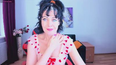 Silvia_Wallec live cam on Cam4