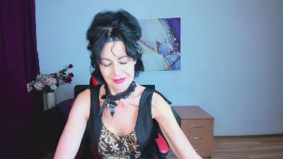 Silvia_Wallec live cam on Cam4