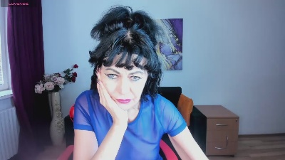 Silvia_Wallec live cam on Cam4
